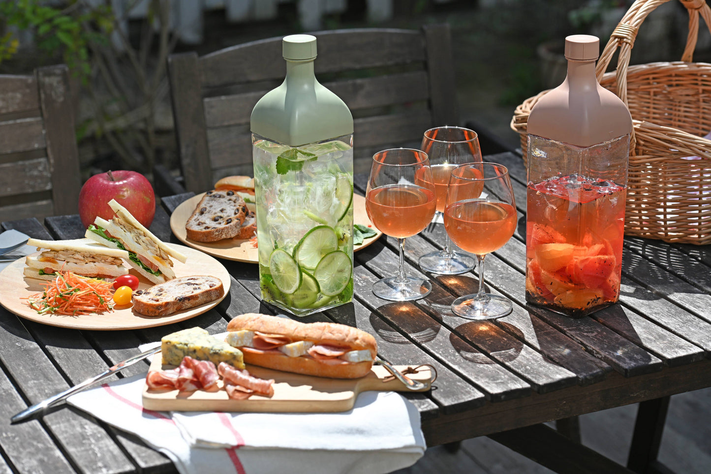 Hario "Ka-Ku" Cold Brew Tea Bottle 1200mL: White