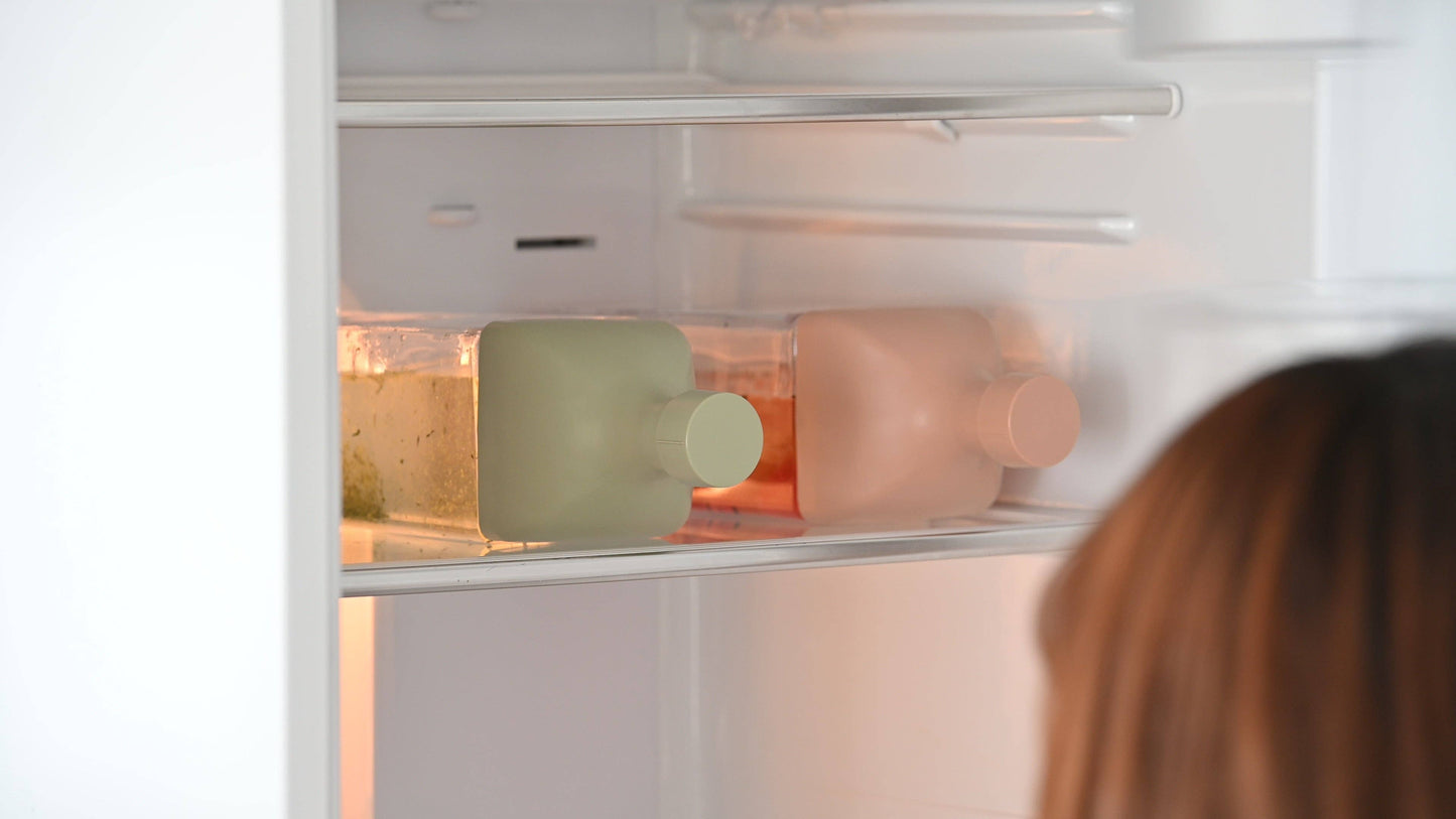 Hario "Ka-Ku" Cold Brew Tea Bottle 1200mL: White