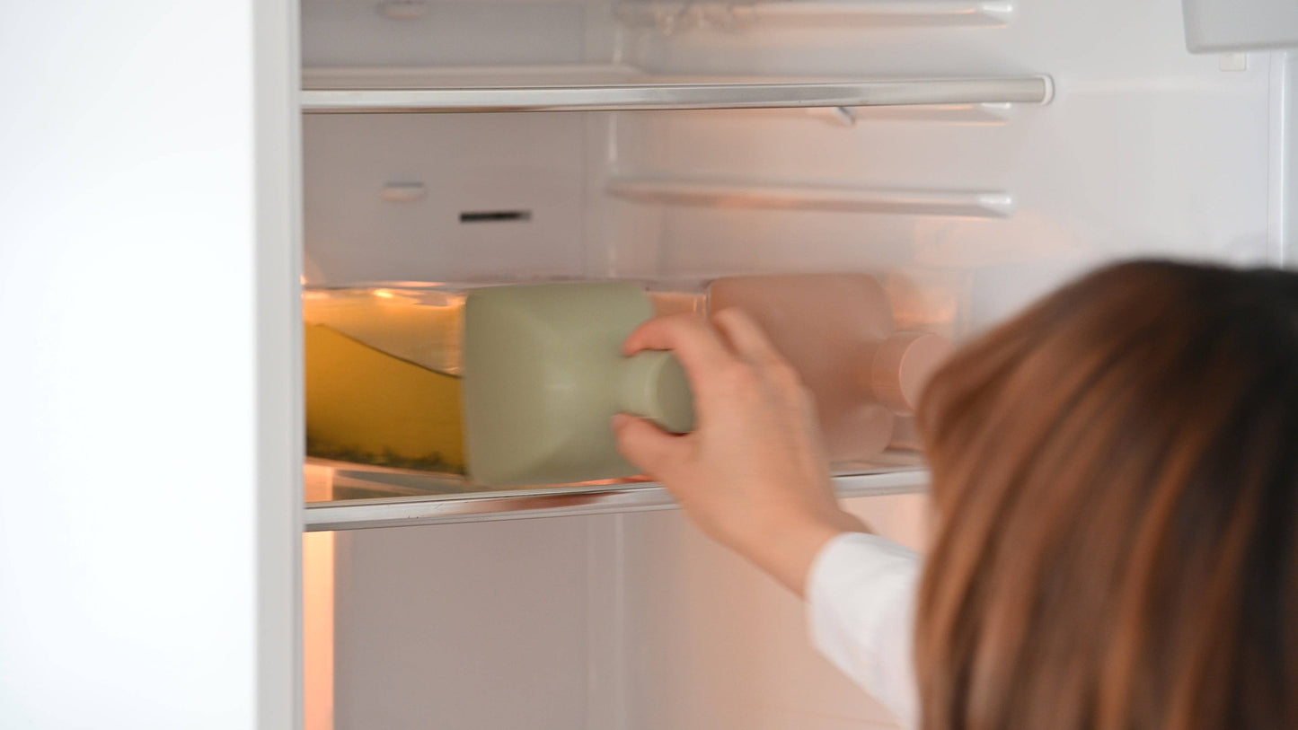 Hario "Ka-Ku" Cold Brew Tea Bottle 1200mL: White